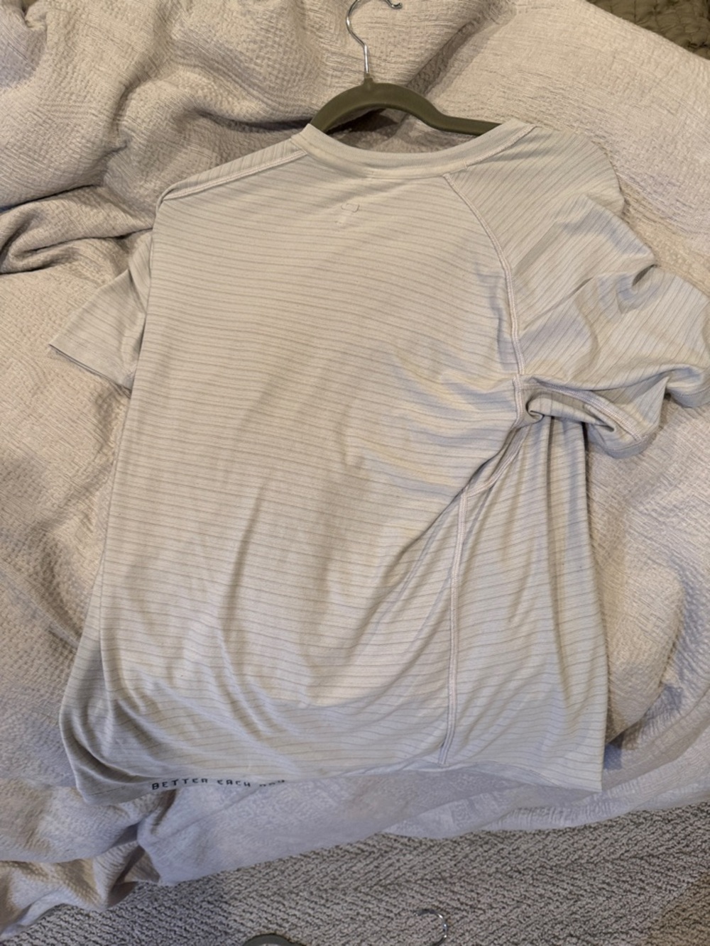 Lululemon Light Gray Men's Short-Sleeve Crew Shirt